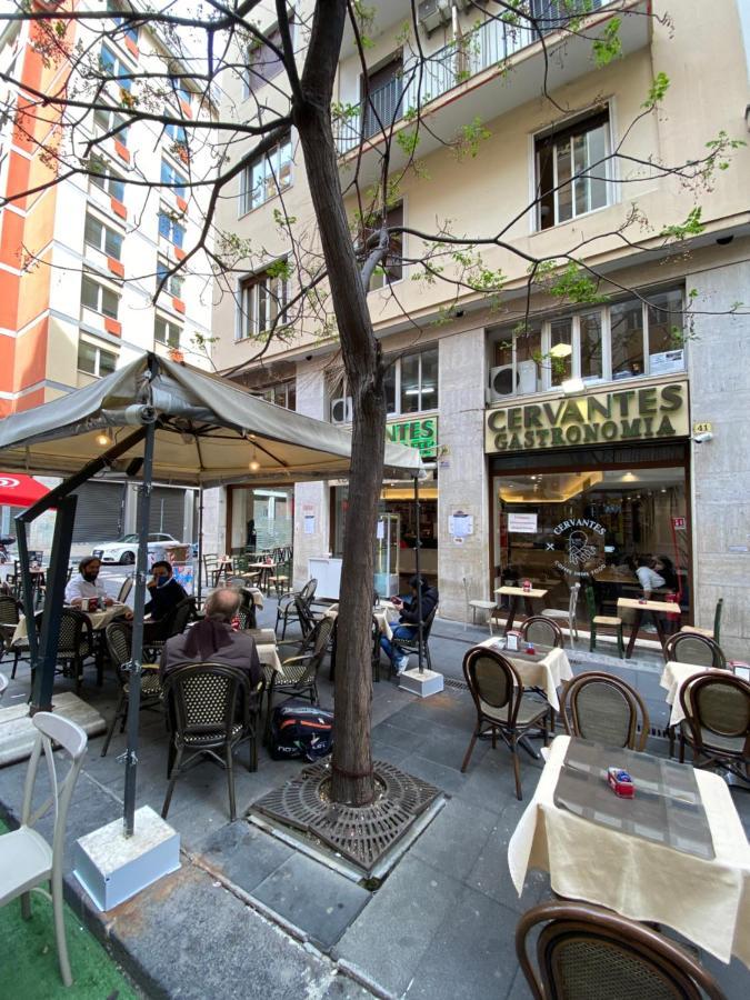 Napoli City Center - Appartamenti E Camere Exterior photo